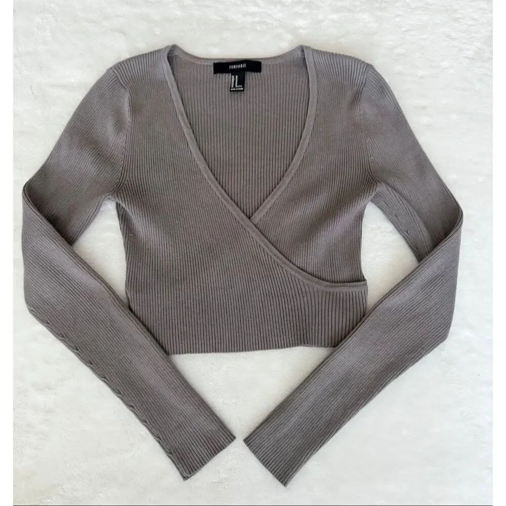 Forever 21 Gray Ribbed Wrap Crop Top Long Sleeve Stretch Knit Women’s Medium